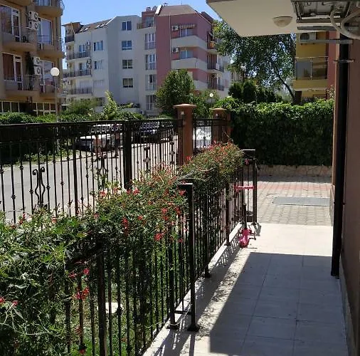 Апартамент Complex Argo Равда